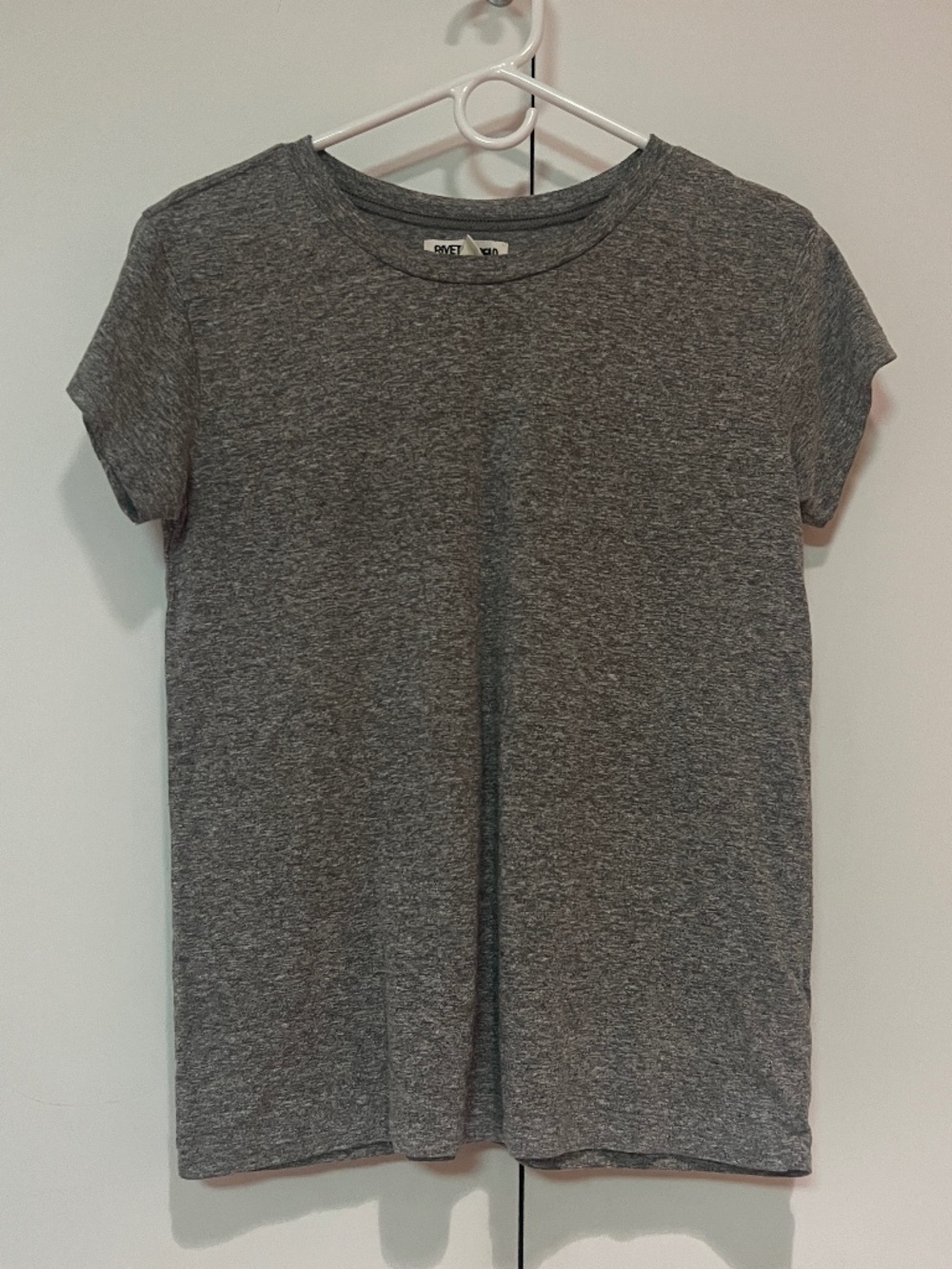 Rivet & Thread by Market of Choice Grey Marl Tee XS